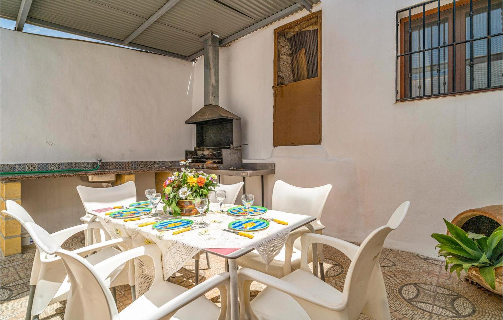 Gorgeous Home In Cajiz With Wifi Cajís Exterior photo